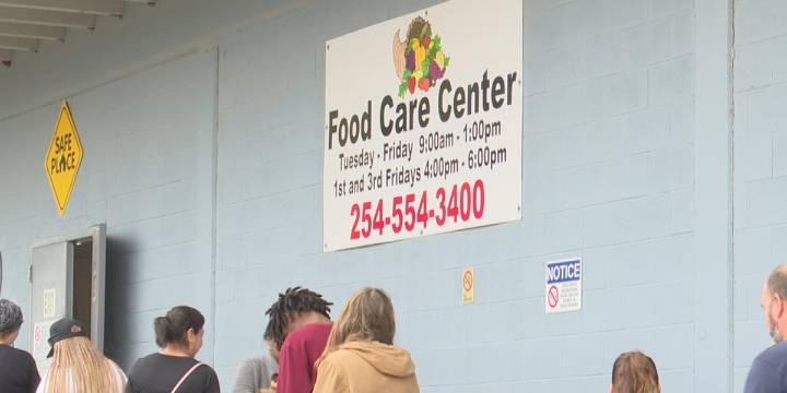 Volunteers adjust to higher traffic at Killeen Food Care Center