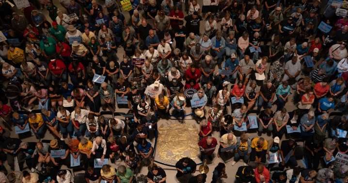 Group against Missouri congressional redistricting accuses Hanaway of ‘political thuggery’