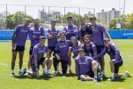 La "cocina" de Racing. Un chef prestigioso y las risas de Francella, en la receta de Costas para ganarle a River