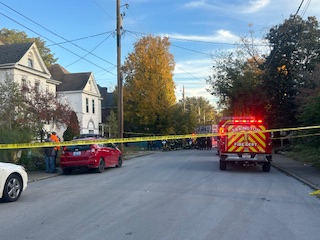 Multiple fire units respond to house fire on Rand Avenue in Lexington