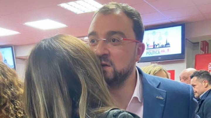 Barbón saca pecho de su respuesta a los avisos de supuestas corruptelas por parte de 'Miss Asturias': "He recibido cientos de mensajes felicitándome"