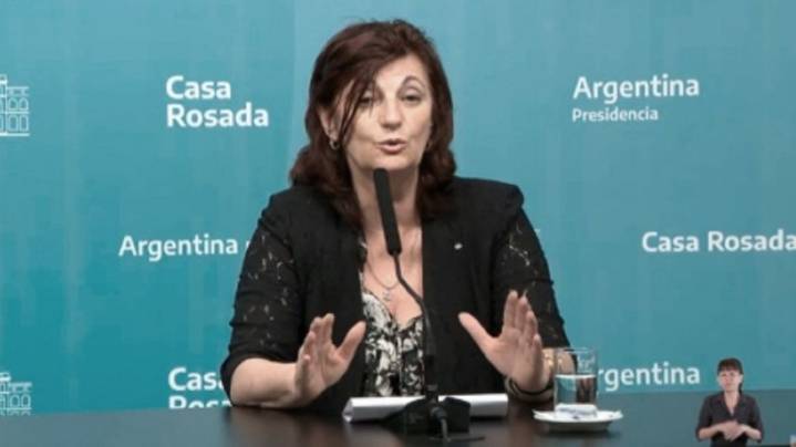 Exministra de Trabajo advirtió sobre la reforma laboral: "Es un sistema de mano de obra esclava"