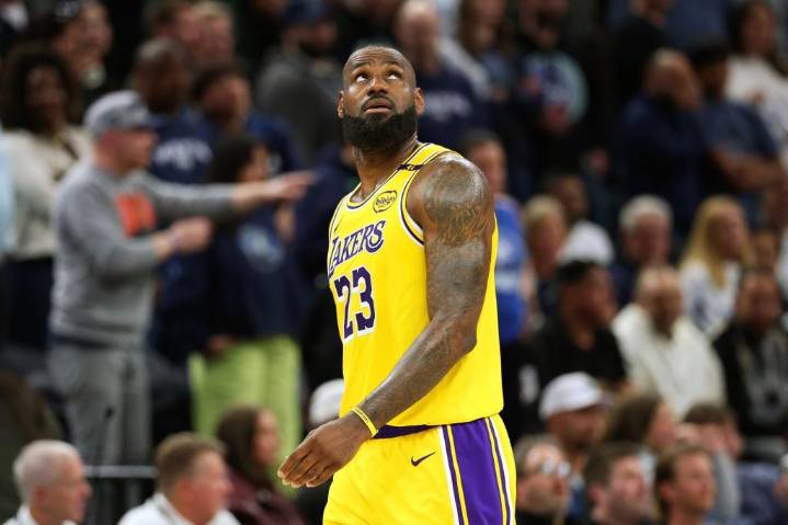 LeBron James returning to Lakers after G League practice stint as season debut nears
