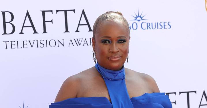 Loose Women's Charlene White breaks down as she returns home after family heartbreak