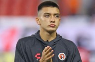 Gilberto Mora causa baja en Xolos por lesión en la mano izquierda