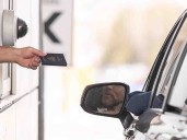 Canadian travel to U.S. falls 31% as snowbird season nears