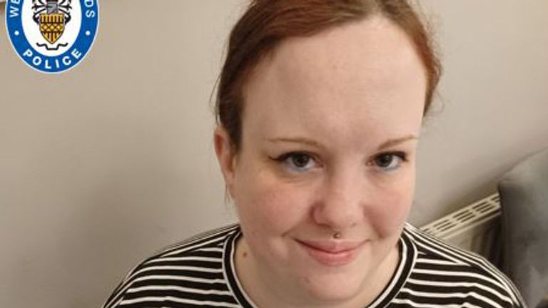 Family of Katie Fox, who was fatally stabbed in neck in Birmingham, pay tribute to her