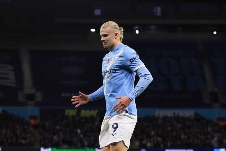 Manchester City 3 Bournemouth 1: Two more goals for Haaland, fast breaks undo Iraola's side