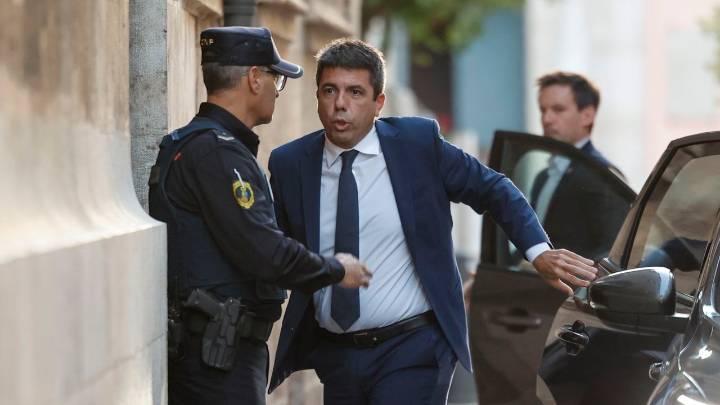 En directo: Mazón dimite como presidente de la Generalitat, no convoca elecciones y sigue como diputado