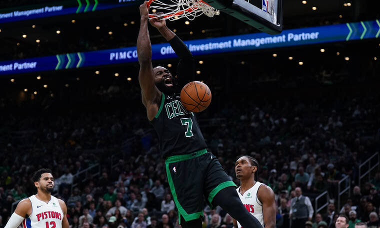 Celtics sink free throws, keep Pistons from 14th straight win