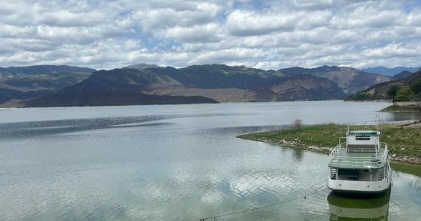 Dique Cabra Corral: así terminaron las piernas de una salteña por no usar repelente de mosquitos