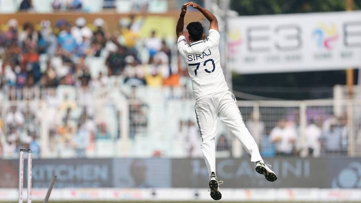 IND vs SA 1st Test: Mohammed Siraj BREAKS STUMPS, Hits Ronaldo's SIUU Celebration At Eden Gardens; Video
