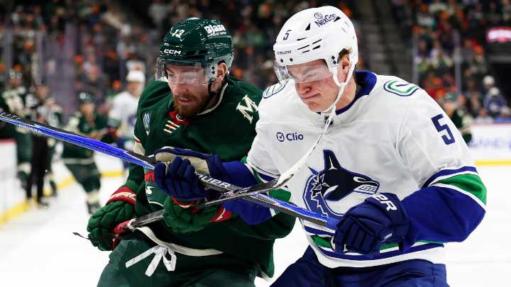 Wild stop five-game losing streak with win over Canucks