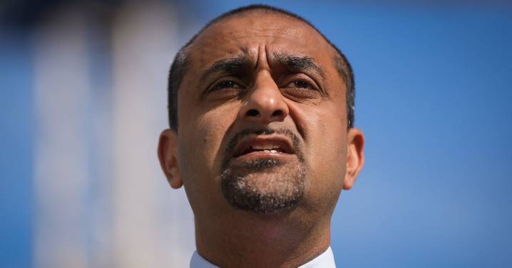 New trade deal to chop red tape, knock down trade barriers across Canada