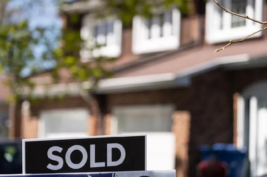 October home sales down from last year, but more activity expected in 2026: CREA