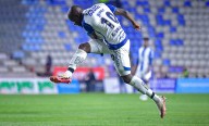 Ahora arbitraje no favorece a Pumas y Pachuca golea