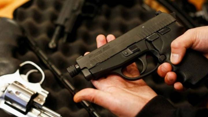 El RENAR fijó un nuevo régimen para armas semiautomáticas