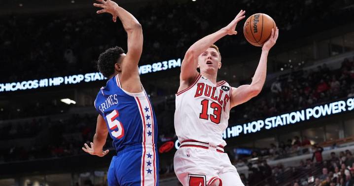 Giddey has triple-double, Vucevic hits late 3 as Bulls rally from 24 down to beat Sixers 113