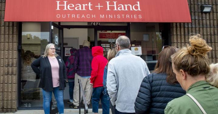 'We will have enough': Local food pantries grapple with influx during SNAP stoppage