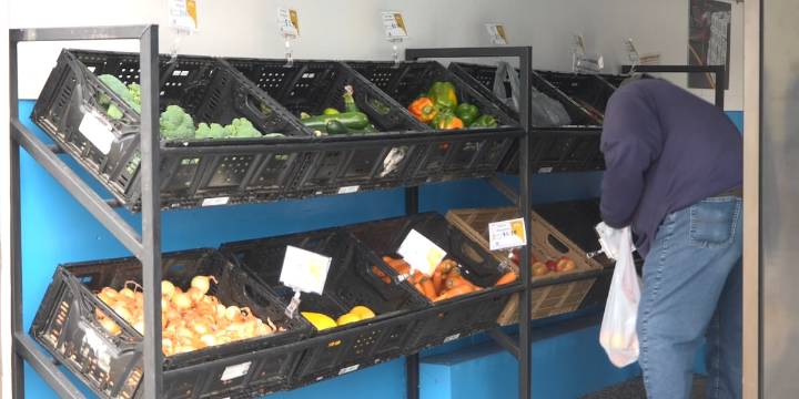 Ripe For Revival holds food market for Bertie County families ahead of Thanksgiving