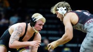 Live updates: Iowa wrestling faces Oklahoma State at National Duals