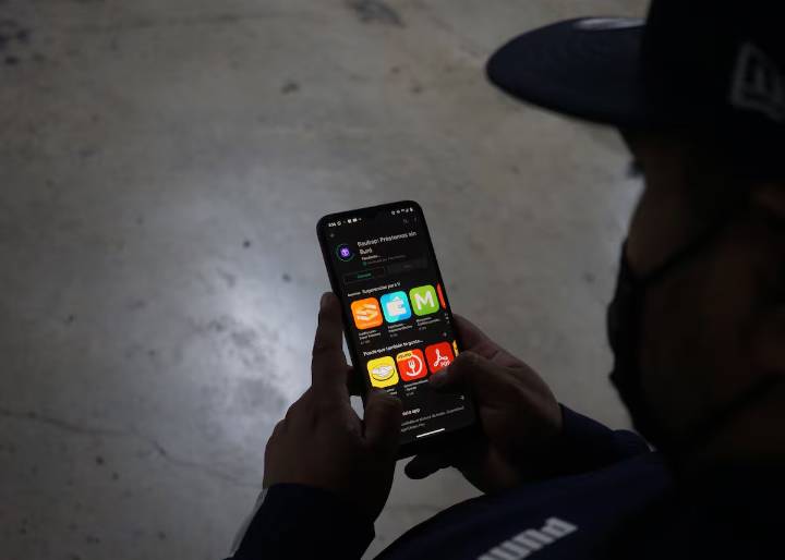 CRÉDITO EXPRÉS, TRAMPA DIGITAL QUE NO PERDONA