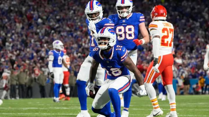 Buffalo Bills make statement, show Kansas City Chiefs where AFC playoff picture belongs