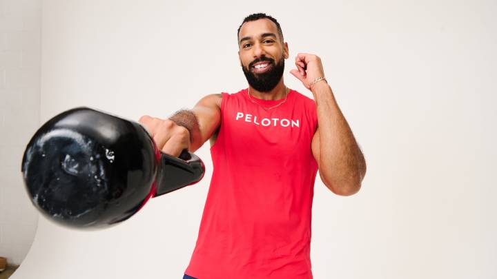 If all you have is one light kettlebell, do this four-move workout to boost strength, stability and coordination