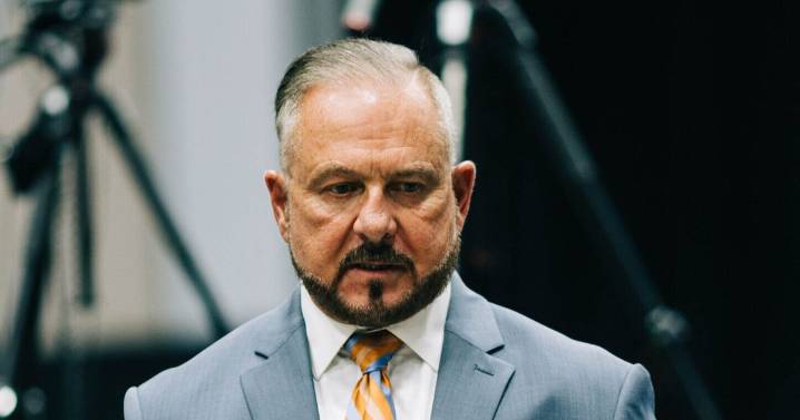 'Casinos kill communities': Orange Beach Mayor Kennon opposes opening 'Pandora's box' on gambling