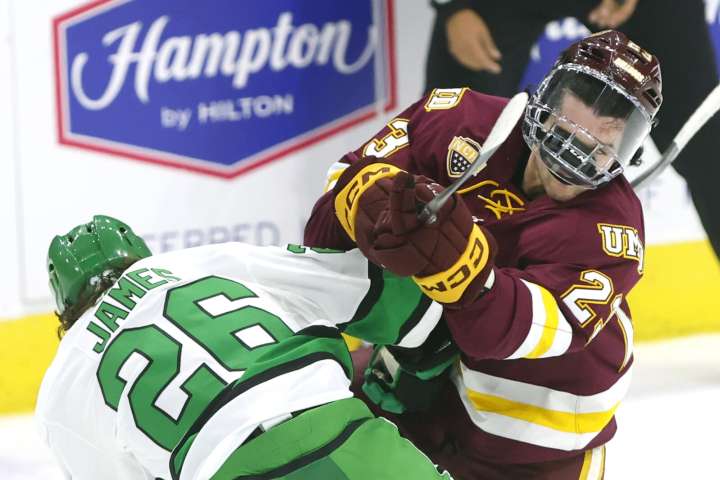 GameCenter live: No. 10 Minnesota Duluth at No. 8 UND