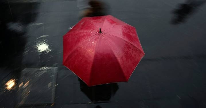 Council makes decision on Bedworth outdoor market amid Storm Claudia 'amber alert'