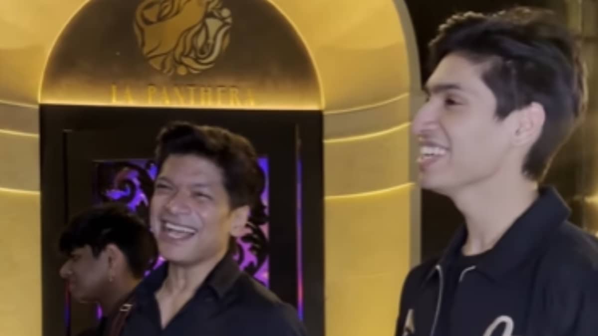Shaan’s Duet With Son Maahi On This Jab We Met Classic Will Melt Your Heart: Watch