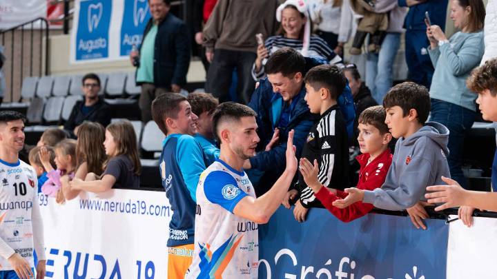 El Wanapix organiza una recogida solidaria para los más necesitados