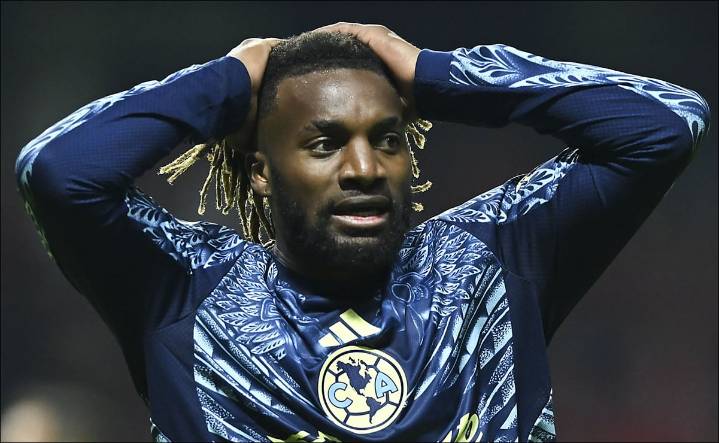 América: El equipo azulcrema no demuestra querer el súperliderato y pierde con un poderoso Toluca