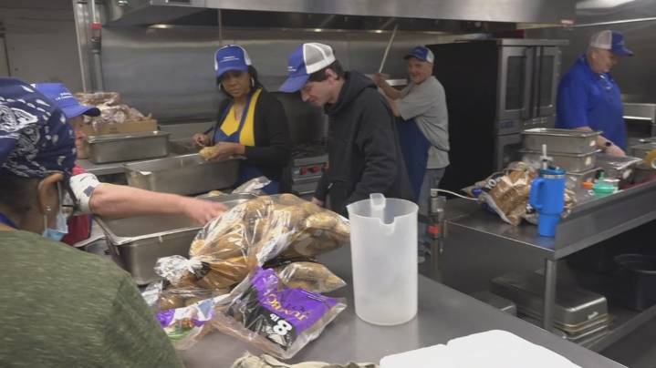 Little Rock churches, groups prepare Thanksgiving meals for those in need