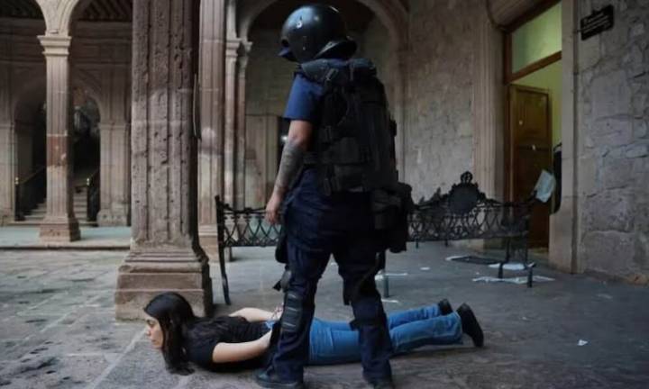 Violencia en México tras asesinato de alcalde en Michoacán