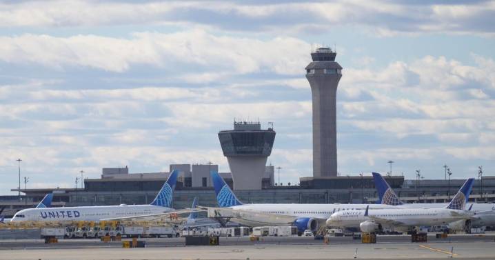 The FAA is slashing flights because of the shutdown. Here's what travelers can expect