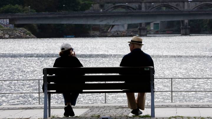 Las pensiones subirán un 2,7% en enero, unos 35 euros más al mes de media