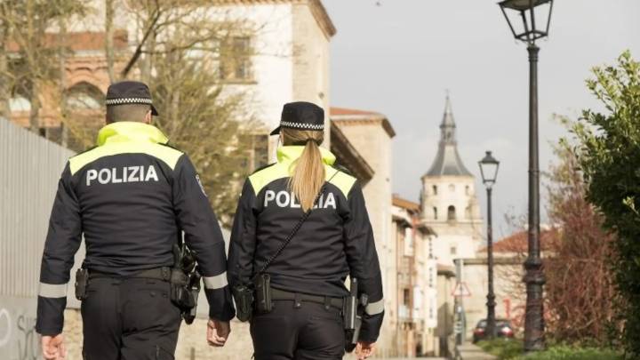 Detenido por apuñalar en la espalda a un hombre que "había ido a ver una pelea"