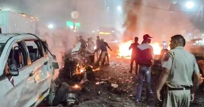 Delhi Delhi put on high alert after 8 killed in car explosion near Red Fort