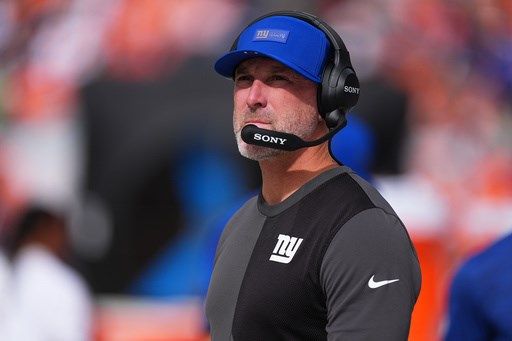 New York Giants fire defensive coordinator Shane Bowen after blowing another late lead