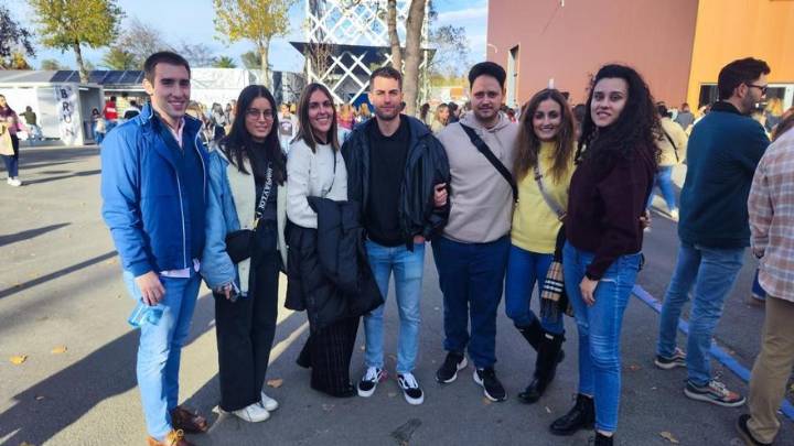 La invasión (pacífica) de las enfermeras de Castilla y León en las oposiciones sanitarias en Gijón: "En Asturias es más fácil porque los fallos en el examen no restan"