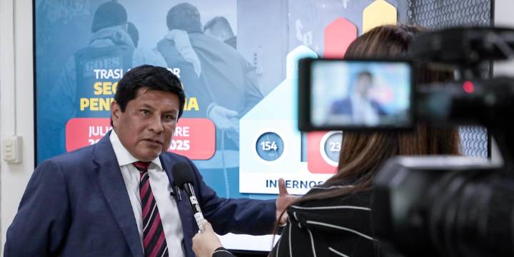 Iván Paredes, jefe del INPE implicado en sobornos e incumplimiento de funciones, no acudió a citación del Congreso