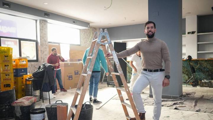 El centro estrena este viernes un local de 'tardeo' con copas y cultura