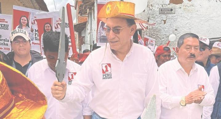 Martín Vizcarra visitó Santiago de Chuco