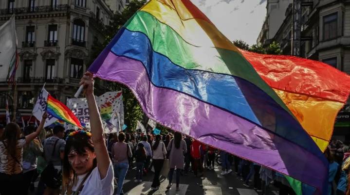 Comenzó la Marcha del Orgullo LGBTIQ+ 2025: reclamos contra la política de odio y la violencia fascista