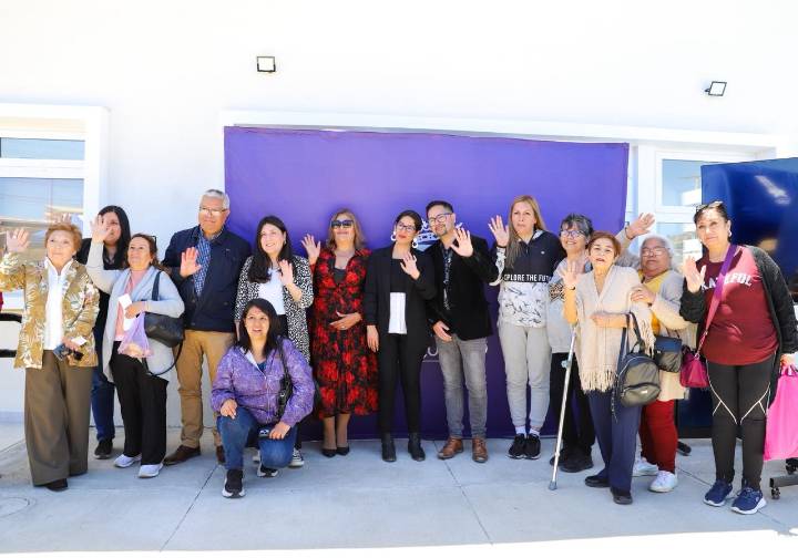 Conmemoran el Día de las Personas Cuidadoras con diálogo ciudadano en el Centro Comunitario Shangri