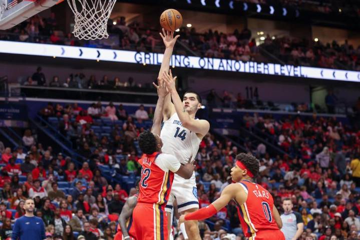 Jackson, Wells y Edey ayudan a los Grizzlies a superar 133-128 a los Pelicans en tiempo extra – Chicago Tribune