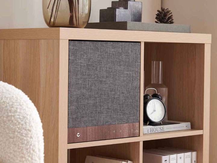 Speaker that fits in Ikea Kallax shelves