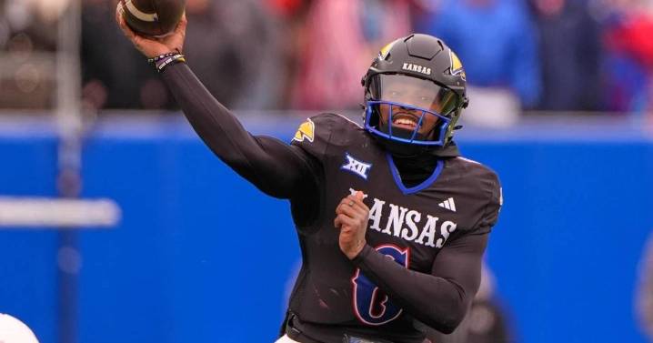 Jayhawks fall to No. 14 Utah, miss out on bowl game for second